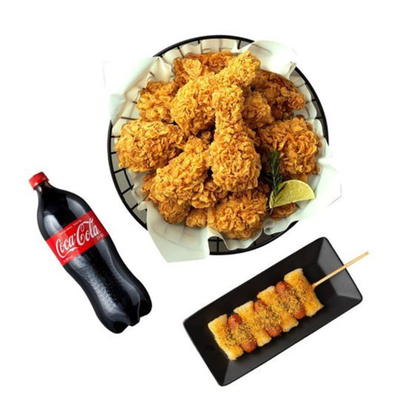 Fried Chicken + Purinkle Sausage and Rice Cake Skewer + Cola 1.25L