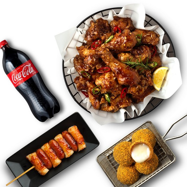 Spicy Soy Sauce Chicken + Extra Spicy Sausage and Rice Cake Skewer + Purinkle Cheese Balls + Cola 1.25L