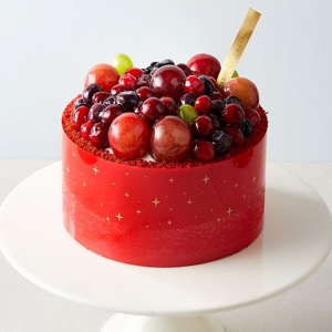Summer Limited Blushing Redberry Cake