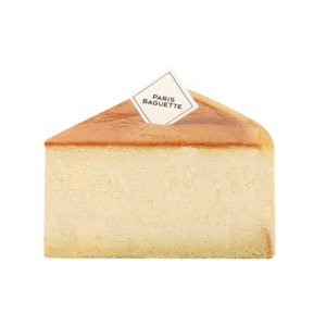 Moist Classic Cheesecake (slice)