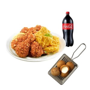 Fried Chicken (Half)/Yangnyeom Chicken (Half)+Cheese Ball+Cola 1.25L