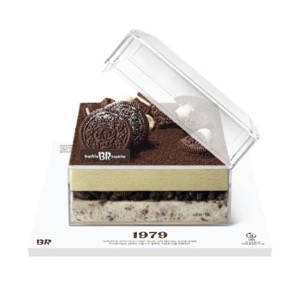 1979 Cookies & Cream Cubed Dessert